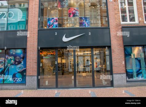 nike shop kalverstraat|nike amsterdam partnered.